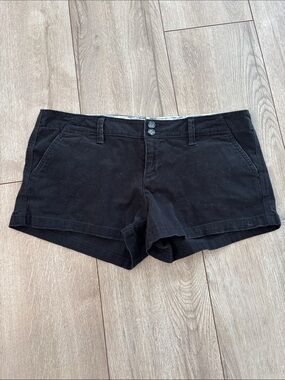American Eagle Outfitters Black High-Rise Casual Shorts